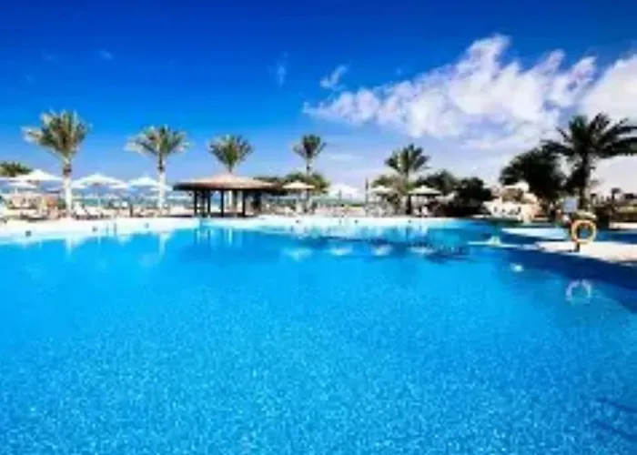 Mosa Coast For Family للعائلات