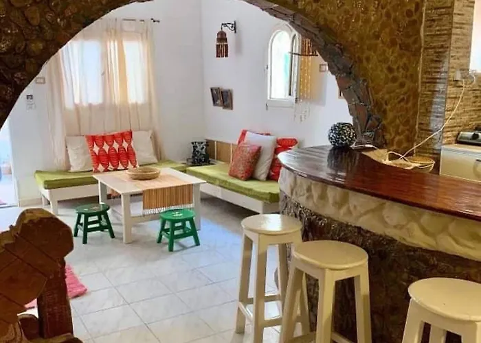 Centered Two Bedroom Flat