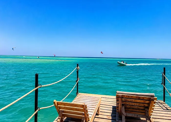 Luxury Studio - Panoramic Red Sea View & Private Beach