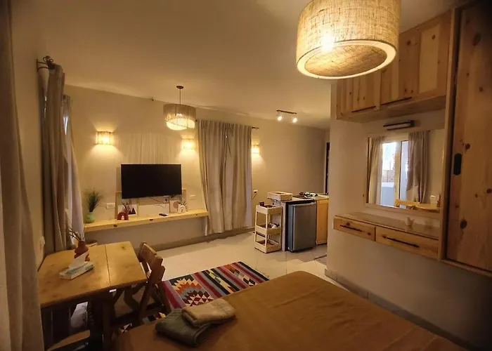 Japandi Oasis -Right Next To The Beach Studio
