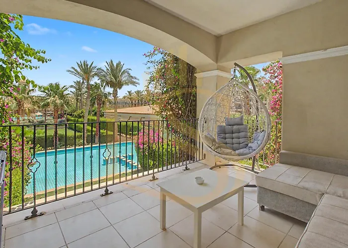 Elite Spaces - Veranda Oasis Studio