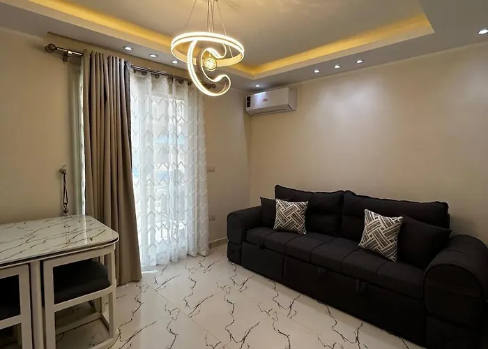 Luxury Poolside Escape 2Br Ground Floor