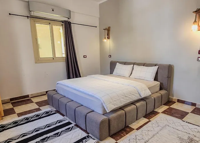 Bedro Guest House 2 Private Rooms 30 Sec To Beach