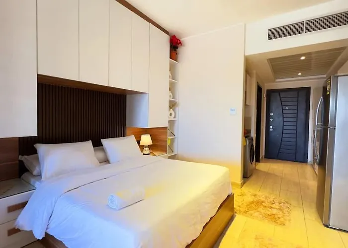 Luxury Modern Studio With Pool View Aldau Heights