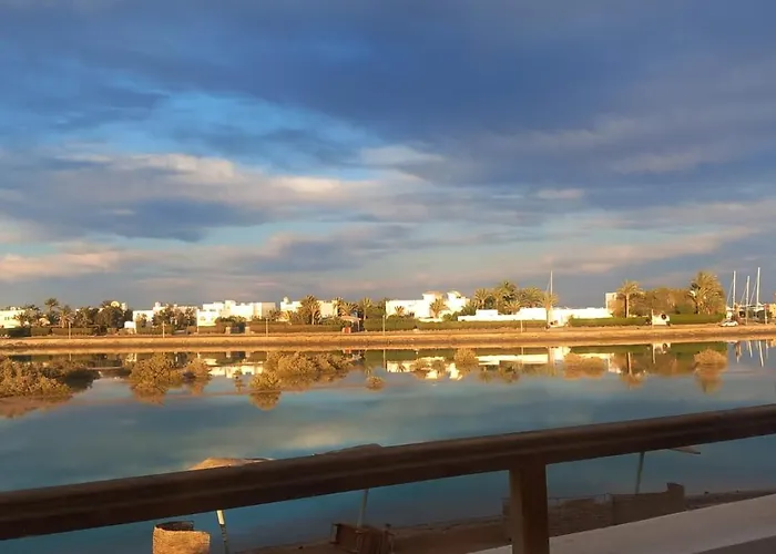 The White Haven - Lagoon & Sea View