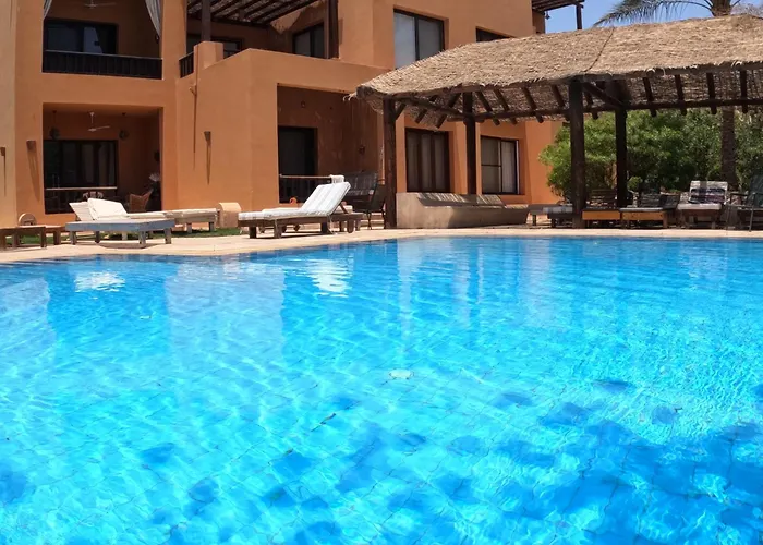 El Gouna South Marina 2-Bedroom Apartment, Walk To Marina & Beaches