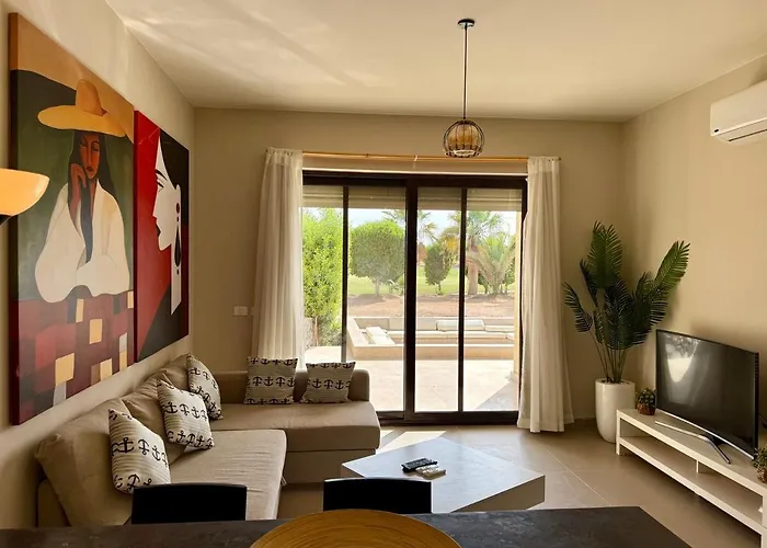 Elite 2Br Ground-Free Pool Access At Cyan Elgouna