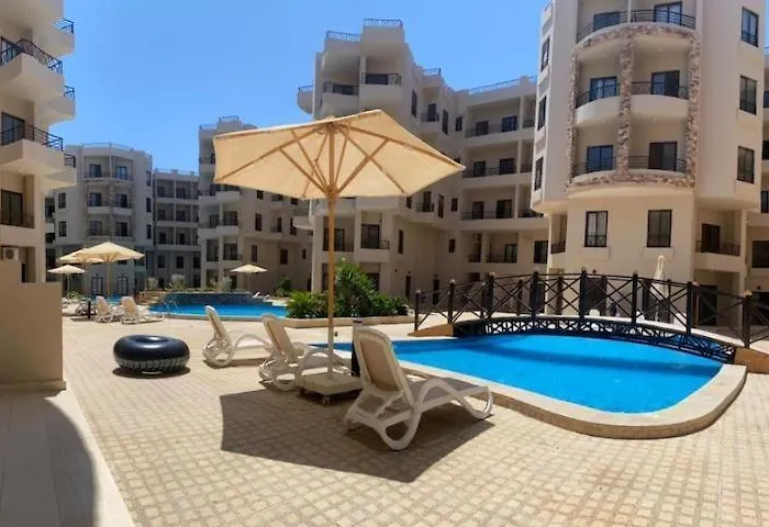 Aqua Tropical Resort Cosy 2 Bedroomed Flat