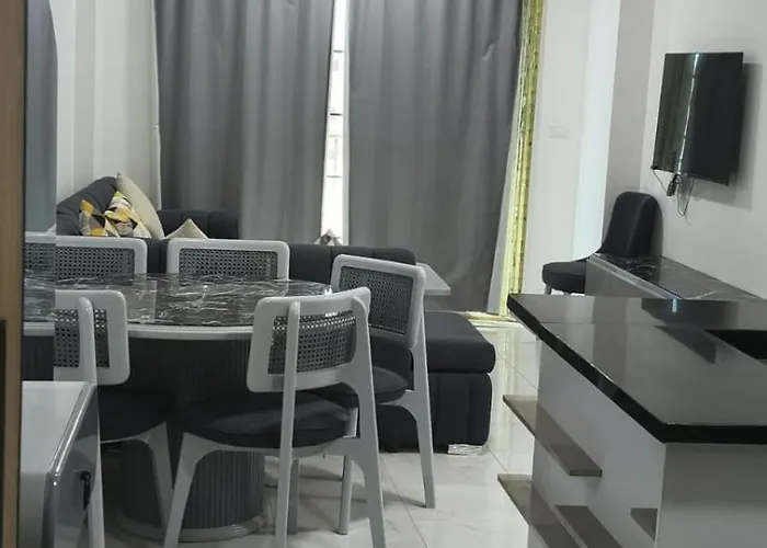 Mountain & Street View Apartment At Juliana Beach Resort Hurghada