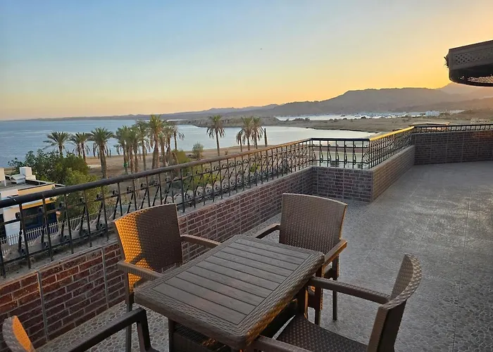 Stunning Sea View 3-Bedroom With Private Terrace