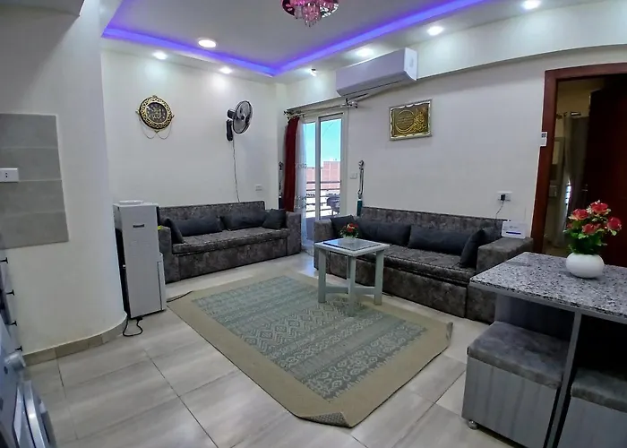 Feels Like Home, Furnitured, Kitchen, Central, Wifi Near Air Port