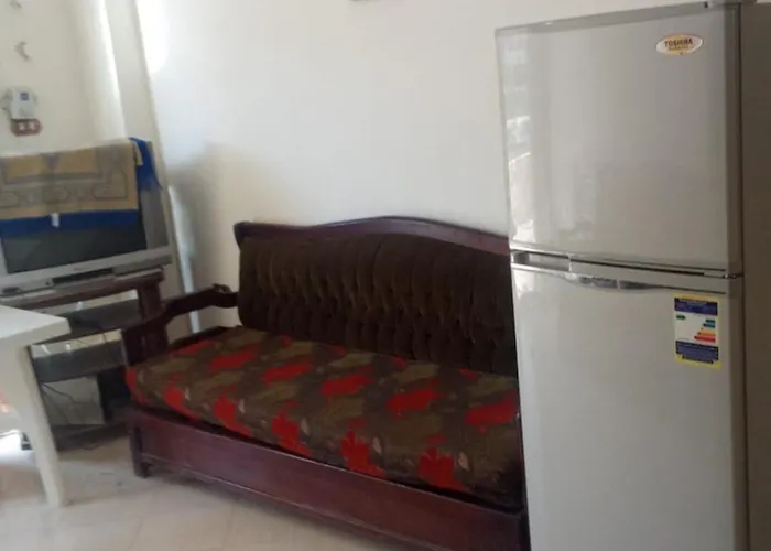Grand Beach Furnished Chalet For Rent