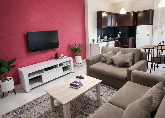 Cozy 1 Bedroom Poolside Apartment Gf With Terrace