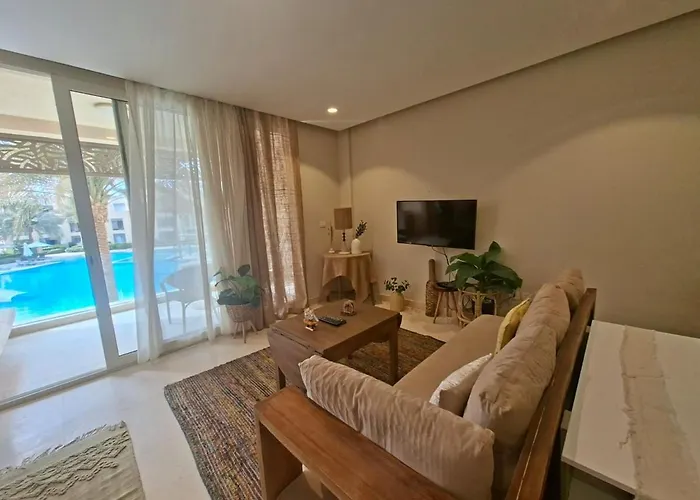 Mangroovy Serene Poolside Escape Cozy 2Br Condo Wz Games
