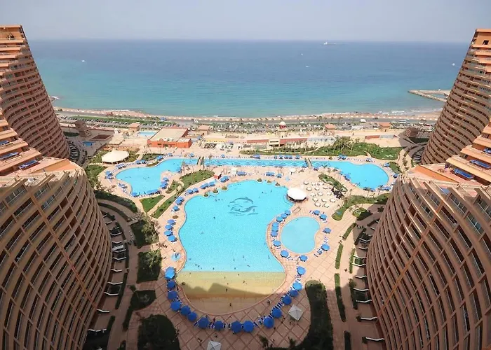 Porto Sokhna Pyramids Sea View Family