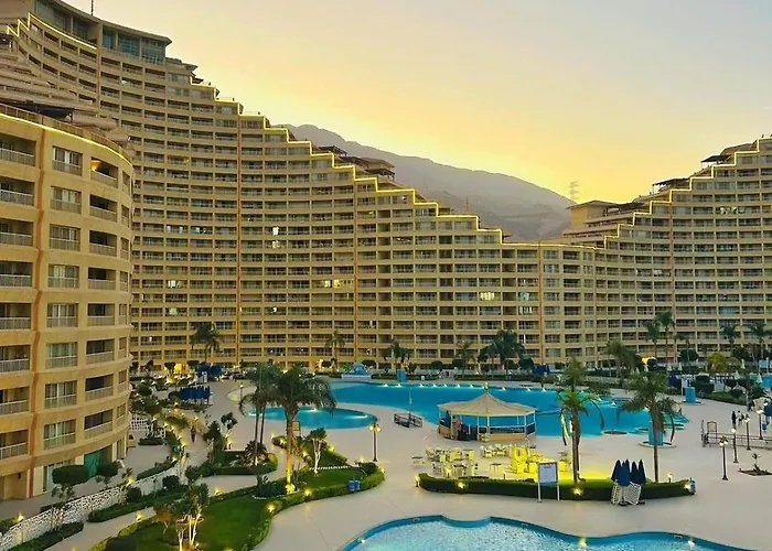 Hotel Porto Sokhna Pyramids Sea View