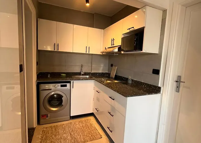 Garden View Exceptional Two Bedroom Full Apartment