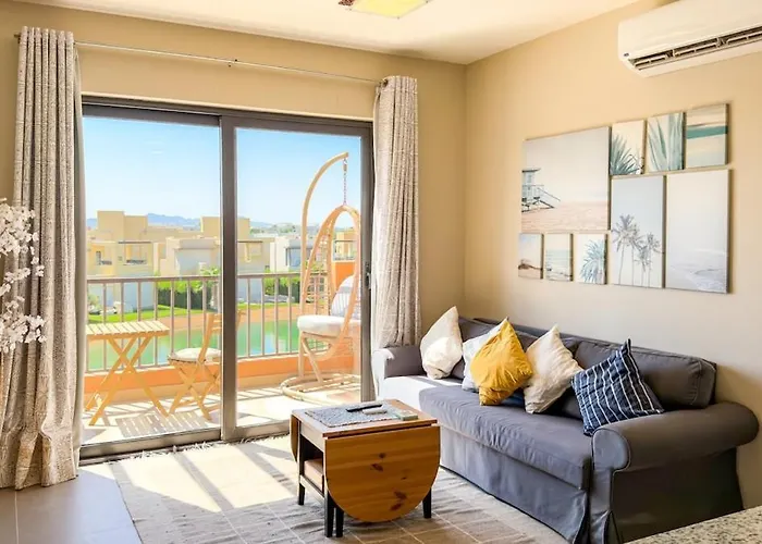 Lagoon & Shared Pool Views! Tawila 2Br In El Gouna