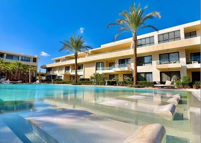Peaks El Gouna -G Cribs One Bedroom Pool View
