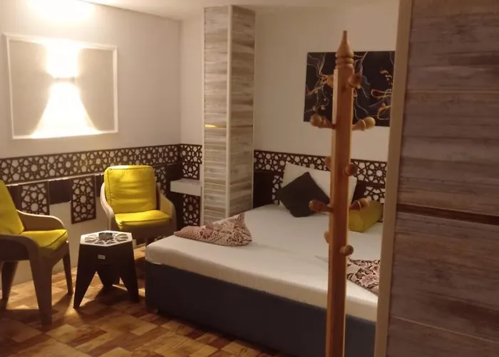 Shaheen hotel