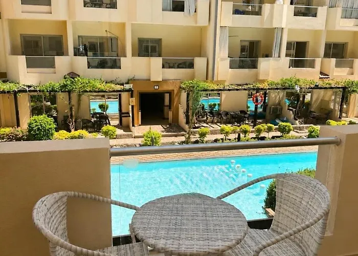 Raphael Luxury Pool suites