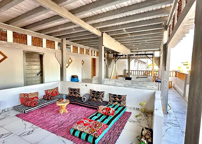 Dalida House 2