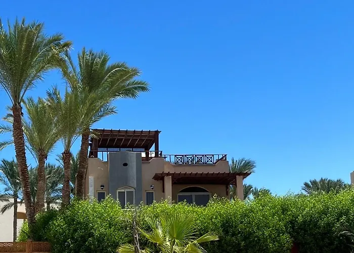 Spacious Resort Beach Villa With Private Pool Nabq