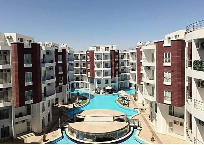 Studio Pool View For Rent In Aqua Palms Resort