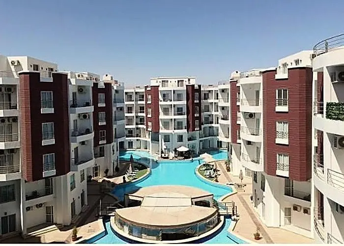 Pool View 2Br Duplex At Aqua Palms, Al Ahyaa