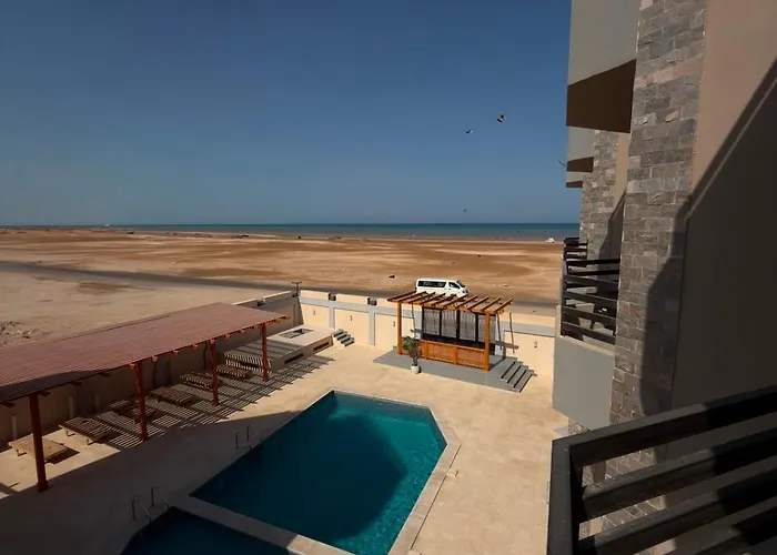 Star Suites 301