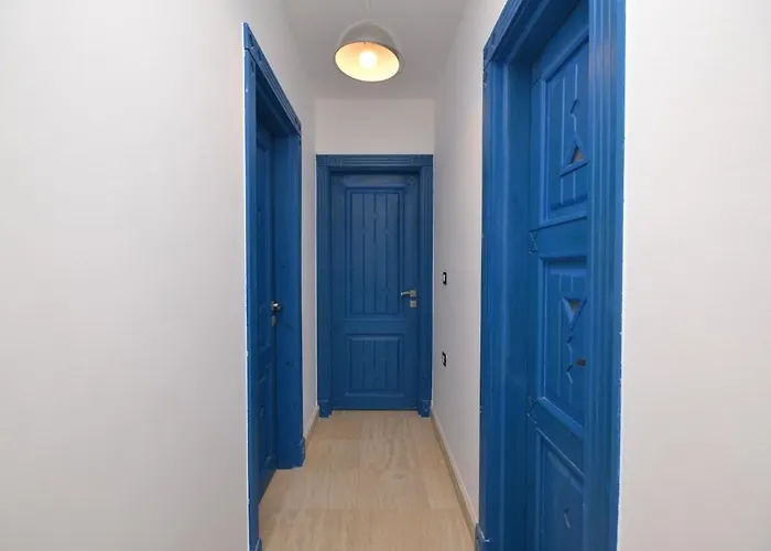 Luxury 4 Bedroom Villa For Rent In Amaros