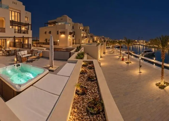 Ollystays-Heated Jacuzzi, Fanadir Marina Luxury 1Br, Walk To Kitesurf & Beach