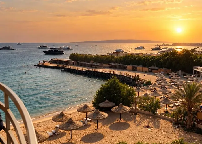 Quiet Quarter And Private Beach