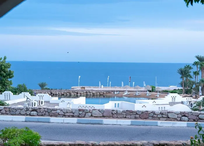 Modern Sea View Apartment Coral Bay