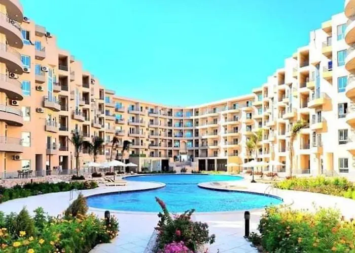 Feels Like Home, Furnitured, Kitchen, Central, Wifi Near Air Port