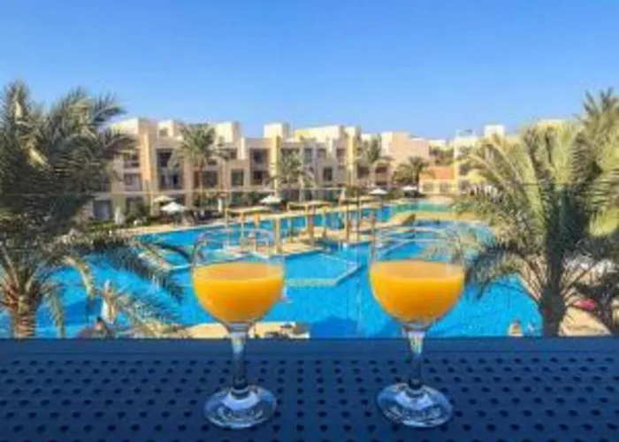 Beach & Pool Free Access, Mangroovy 2 Bedroom Red Sea!