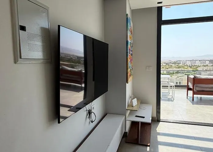 Modern Mesca Chalet Rooftop - Somabay By Faramawy