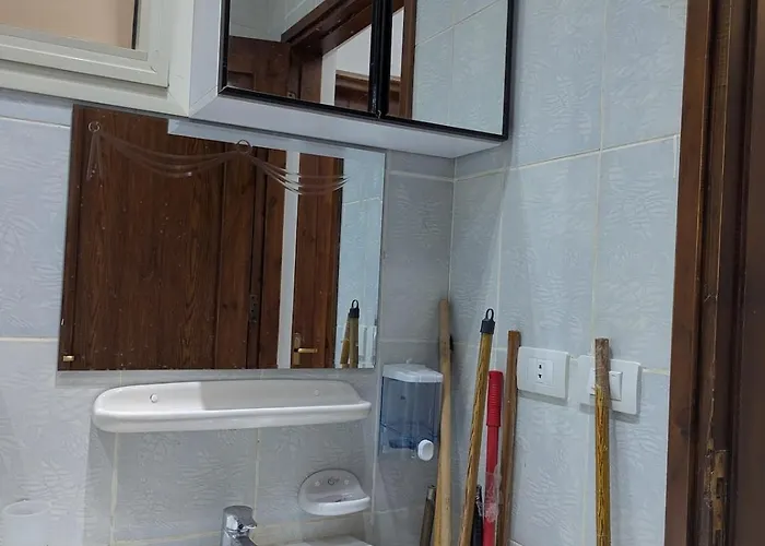 Cozy & Modern Flat Great Location