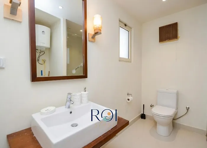 Veranda 1Br With Private Terrace & Pool View