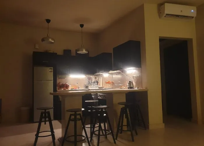 Spacious 1 Bdr Sea View Apartment