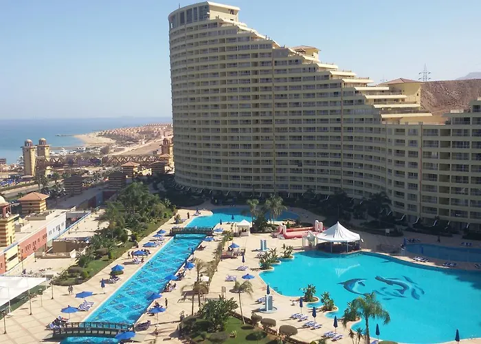 Porto Sokhna Pyramids Apartments With Sea View Families Only