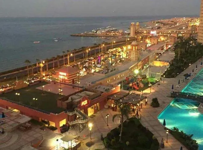 Penthouse Three-Bedroom Villa In Porto Sokhna Family Only
