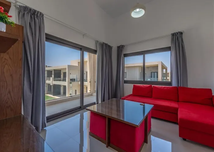 Golden Apartments Pool View 1-Bedroom Apartment In G-Cribs, El Gouna